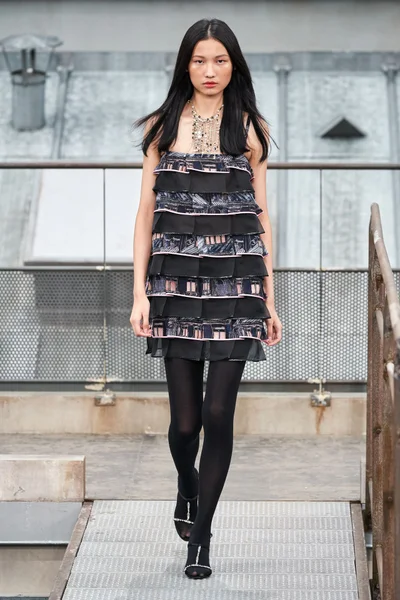 Look 52
